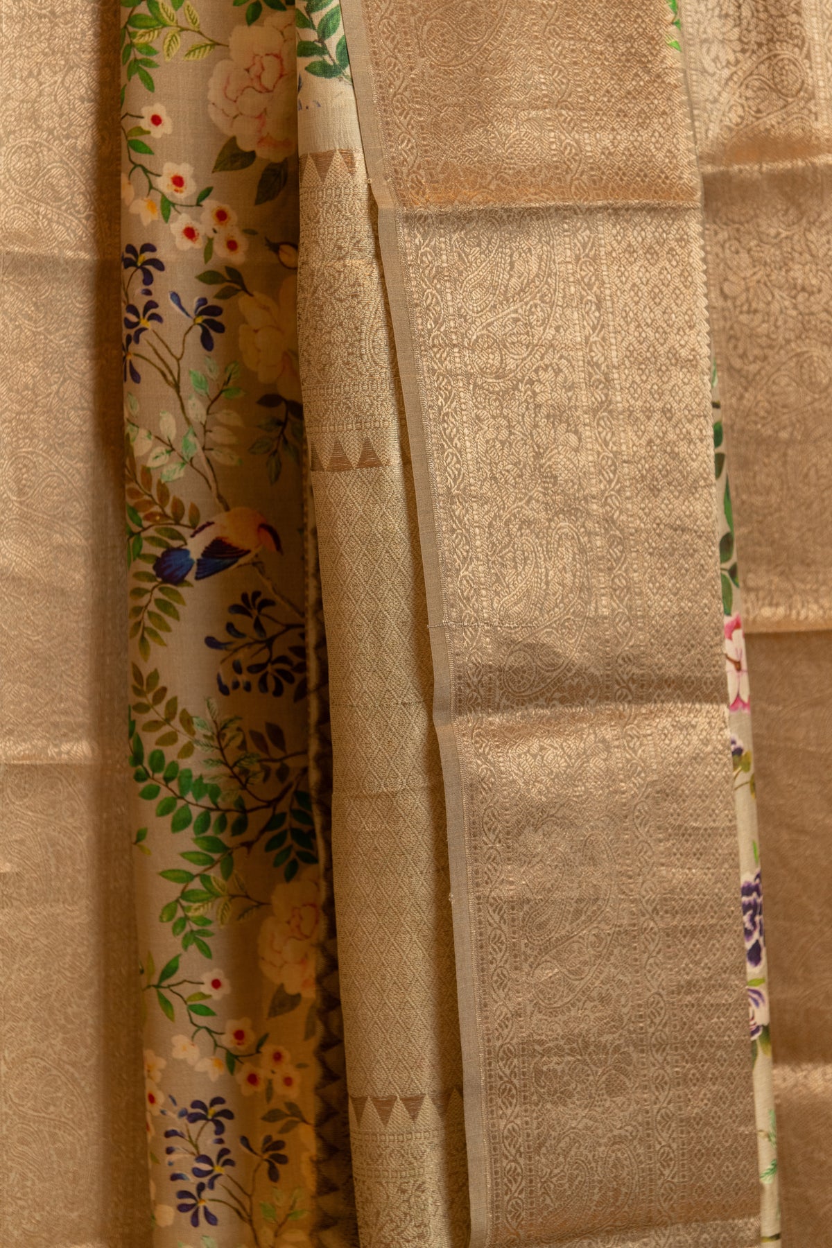 Tia Tusser Printed Saree